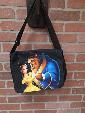 Belle & Beast Printed Black Messenger Bag